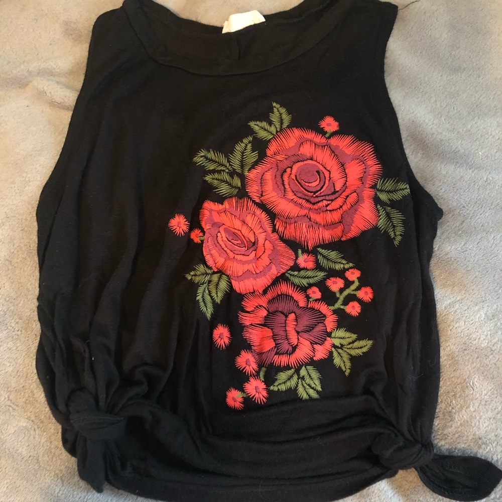 Black, soft, tank with roses